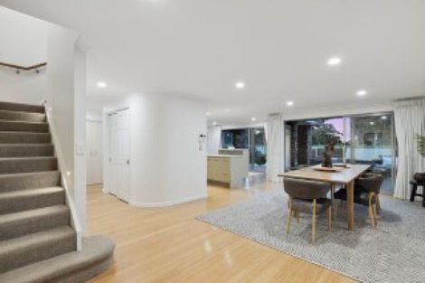 Photo of property in 25 Berwick Place, Mount Maunganui, 3116