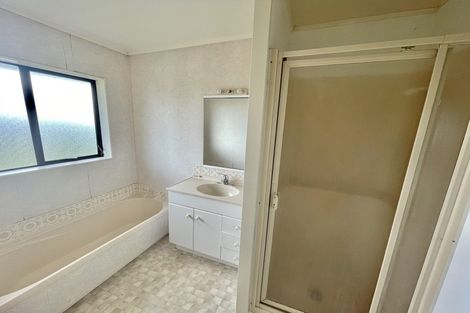 Photo of property in 139a Queen Street, Waiuku, 2123