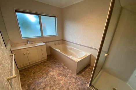 Photo of property in 5 Stella Court, Paraparaumu, 5032