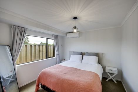 Photo of property in 3 Waitaha Place, Clive, 4102