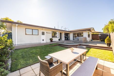 Photo of property in 6 Matthews Place, Taradale, Napier, 4112