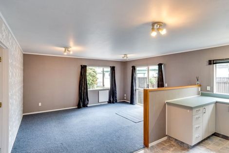 Photo of property in 1a Rimu Place, Taradale, Napier, 4112
