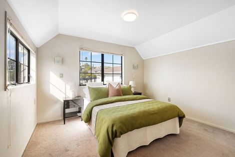 Photo of property in 2/97 Matipo Road, Mairangi Bay, Auckland, 0630