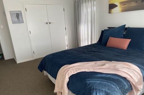 Photo of property in 14 Upham Street, Havelock North, 4130