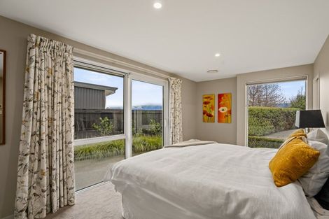 Photo of property in 7 Mallard Street, Albert Town, Wanaka, 9305