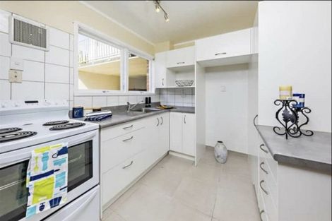 Photo of property in 4/100 Coronation Road, Papatoetoe, Auckland, 2025