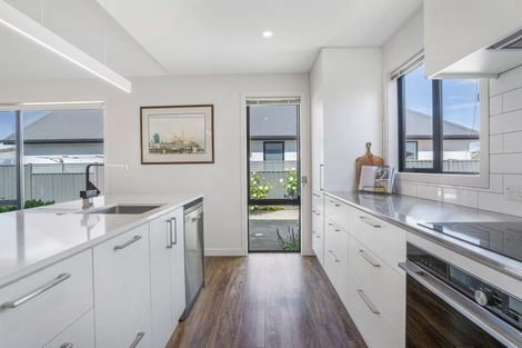 Photo of property in 214 Park Street, Winton, 9720