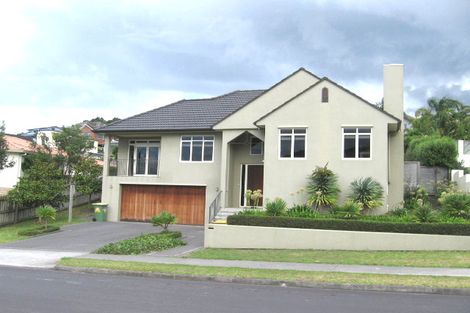 Photo of property in 30 Hogarth Rise, West Harbour, Auckland, 0618