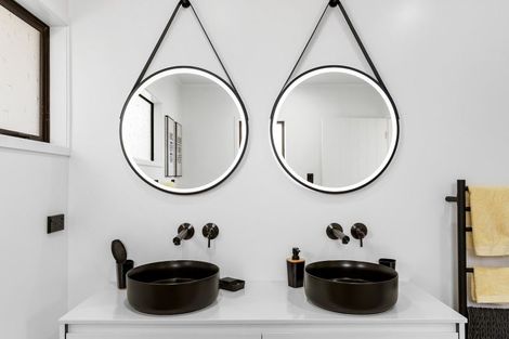 Photo of property in 401 Otahu Road, Whangamata, 3620