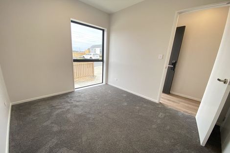 Photo of property in 59 Horokaka Street, Massey, Auckland, 0614