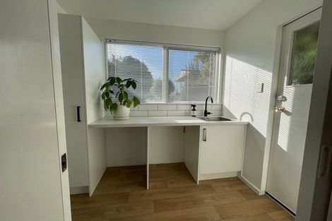 Photo of property in 427 Avonhead Road, Avonhead, Christchurch, 8042