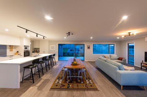 Photo of property in 15 Poplar Grove, Feilding, 4702