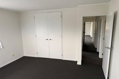 Photo of property in 10 Kaponga Crescent, New Lynn, Auckland, 0600
