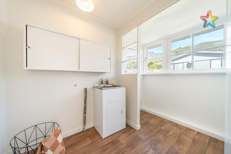 Photo of property in 101 Wilkie Crescent, Naenae, Lower Hutt, 5011