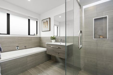 Photo of property in 131 Saint Kilda Road, Cambridge, 3434