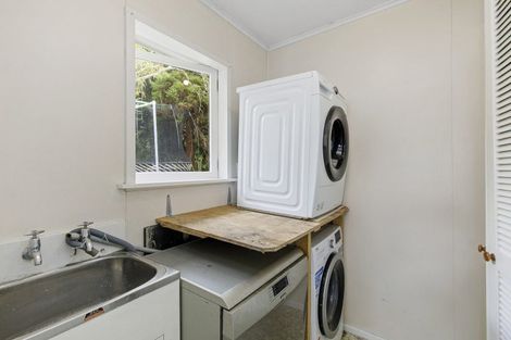 Photo of property in 21 Holland Street, Wainuiomata, Lower Hutt, 5014