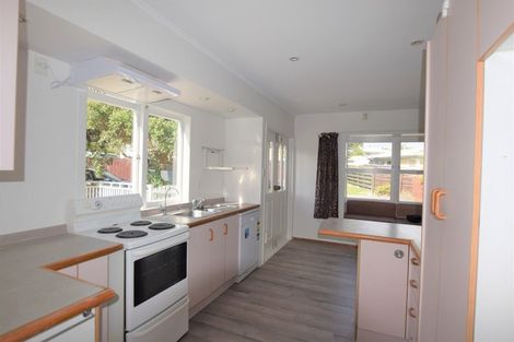 Photo of property in 20 Dellwood Avenue, Henderson, Auckland, 0612