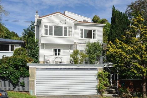 Photo of property in 16 Richmond Avenue, Karori, Wellington, 6012