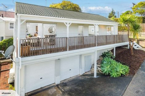 Photo of property in 124 Deep Creek Road, Torbay, Auckland, 0630