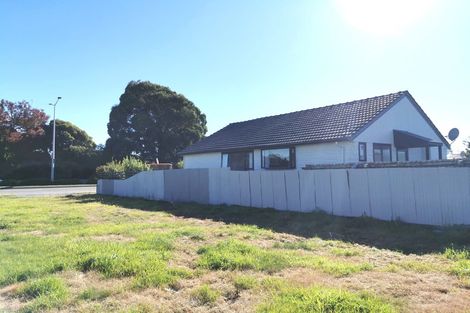 Photo of property in 8 Pages Road, Linwood, Christchurch, 8062