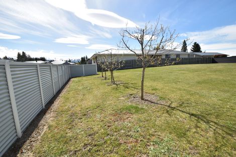 Photo of property in 29 Rhoboro Road, Twizel, 7901