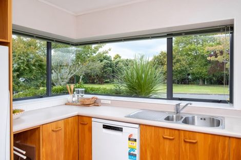 Photo of property in 5 Kensington Drive, Taradale, Napier, 4112