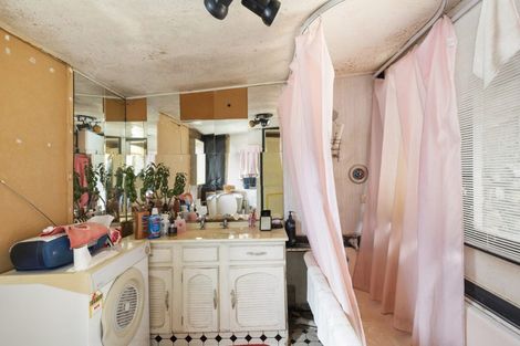 Photo of property in 228 Ohiro Road, Brooklyn, Wellington, 6021