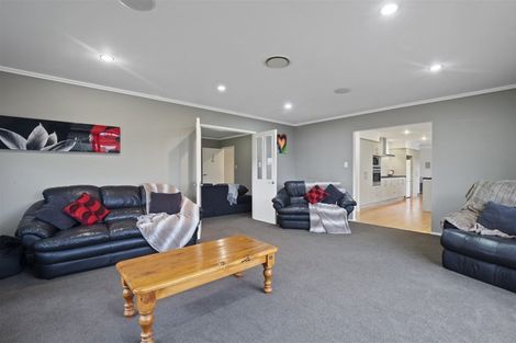 Photo of property in 7 Armstrong Way, Waiuku, 2123