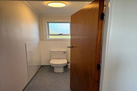 Photo of property in 9 Omega Street, Newlands, Wellington, 6037