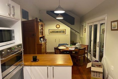 Photo of property in 19 Glen Road, Kelburn, Wellington, 6012