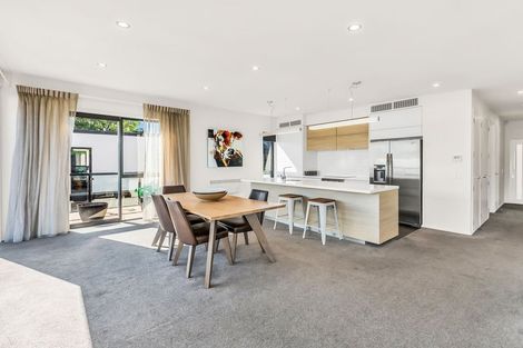 Photo of property in 4/275 Kilmore Street, Christchurch Central, Christchurch, 8011