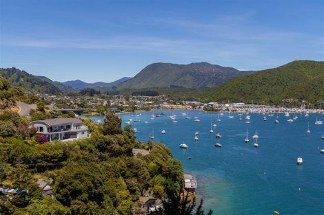 Photo of property in 2 Marina View, Waikawa, Picton, 7281
