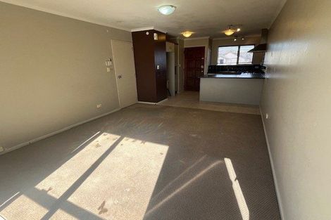 Photo of property in 22 Craigavon Drive, East Tamaki, Auckland, 2013