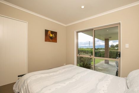 Photo of property in 268 Hughes Line, West Taratahi, Masterton, 5887