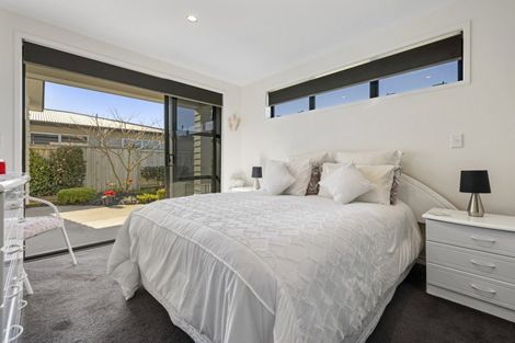 Photo of property in 79 Sandhurst Drive, Papamoa Beach, Papamoa, 3118