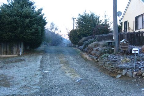 Photo of property in 10 Boundary Street, Arrowtown, 9302