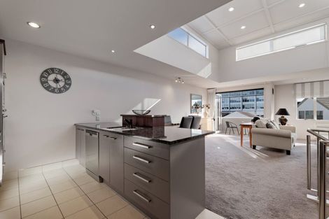 Photo of property in 6/29 Third Avenue, Tauranga, 3110