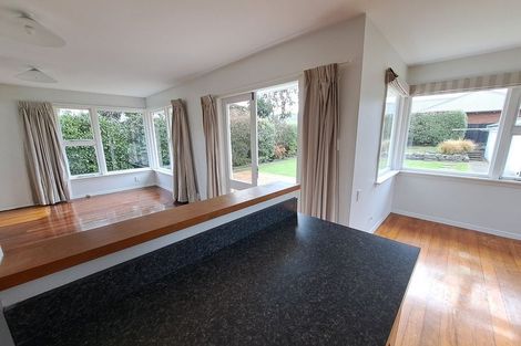 Photo of property in 16 Hurunui Street, Cracroft, Christchurch, 8025