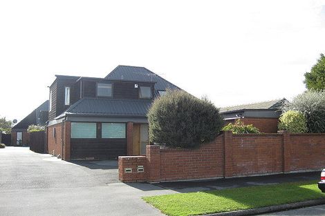 Photo of property in 16 Coniston Avenue, Ilam, Christchurch, 8041