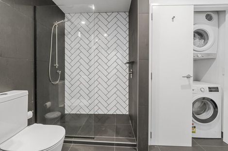 Photo of property in 6/167 Hobsonville Point Road, Hobsonville, Auckland, 0616