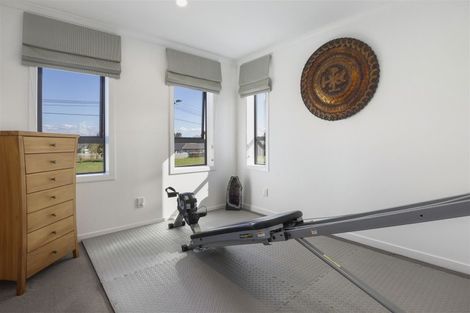 Photo of property in 2u1 Shakespeare Avenue, Enderley, Hamilton, 3214