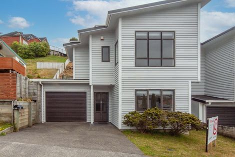 Photo of property in 6b Claverton Grove, Churton Park, Wellington, 6037