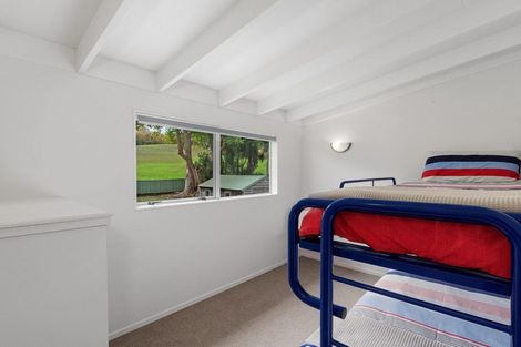 Photo of property in 5 Clinton Road, Tawharanui Peninsula, Warkworth, 0986