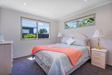 Photo of property in 20b Cholmondeley Crescent, Whitianga, 3510