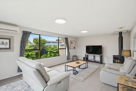 Photo of property in 9 Glenys Place, Broomfield, Christchurch, 8042