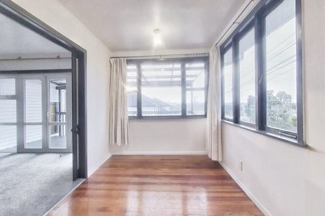 Photo of property in 75 Forest Hill Road, Henderson, Auckland, 0612