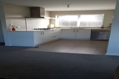 Photo of property in 27 Burford Way, Rolleston, 7615