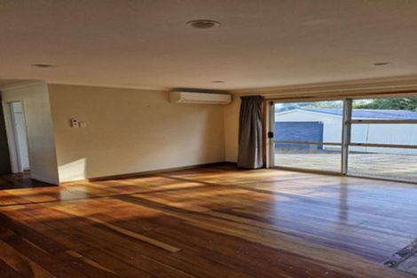 Photo of property in 35 Budleigh Street, Frankleigh Park, New Plymouth, 4310