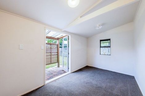 Photo of property in 62 Pukeroa Place, Papakura, 2110