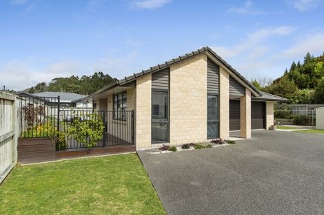 Photo of property in 294 Lakes Boulevard, Pyes Pa, Tauranga, 3112